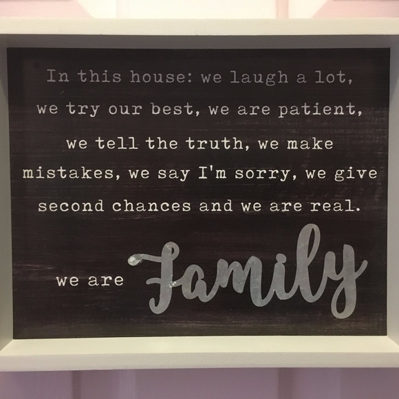 NWOT Cute "Family" Sign - Picture 3 of 7